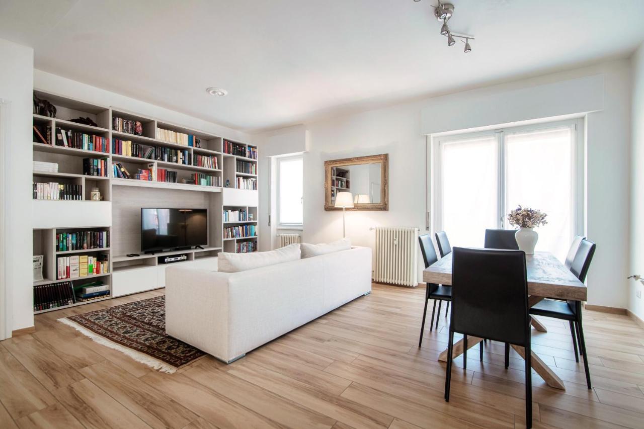 Piazza Roma - The House Of Travelers Apartment Como Luaran gambar
