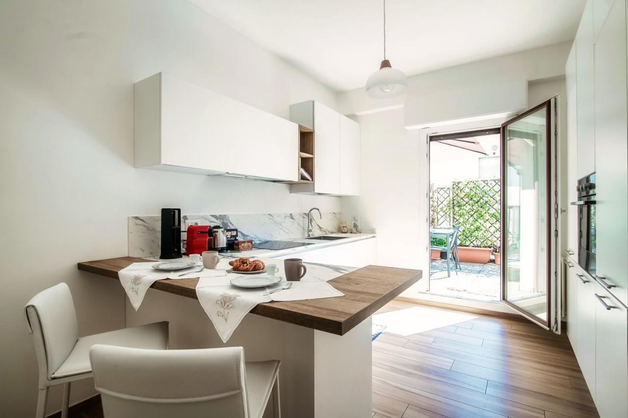 Piazza Roma - The House Of Travelers Apartment Como Luaran gambar