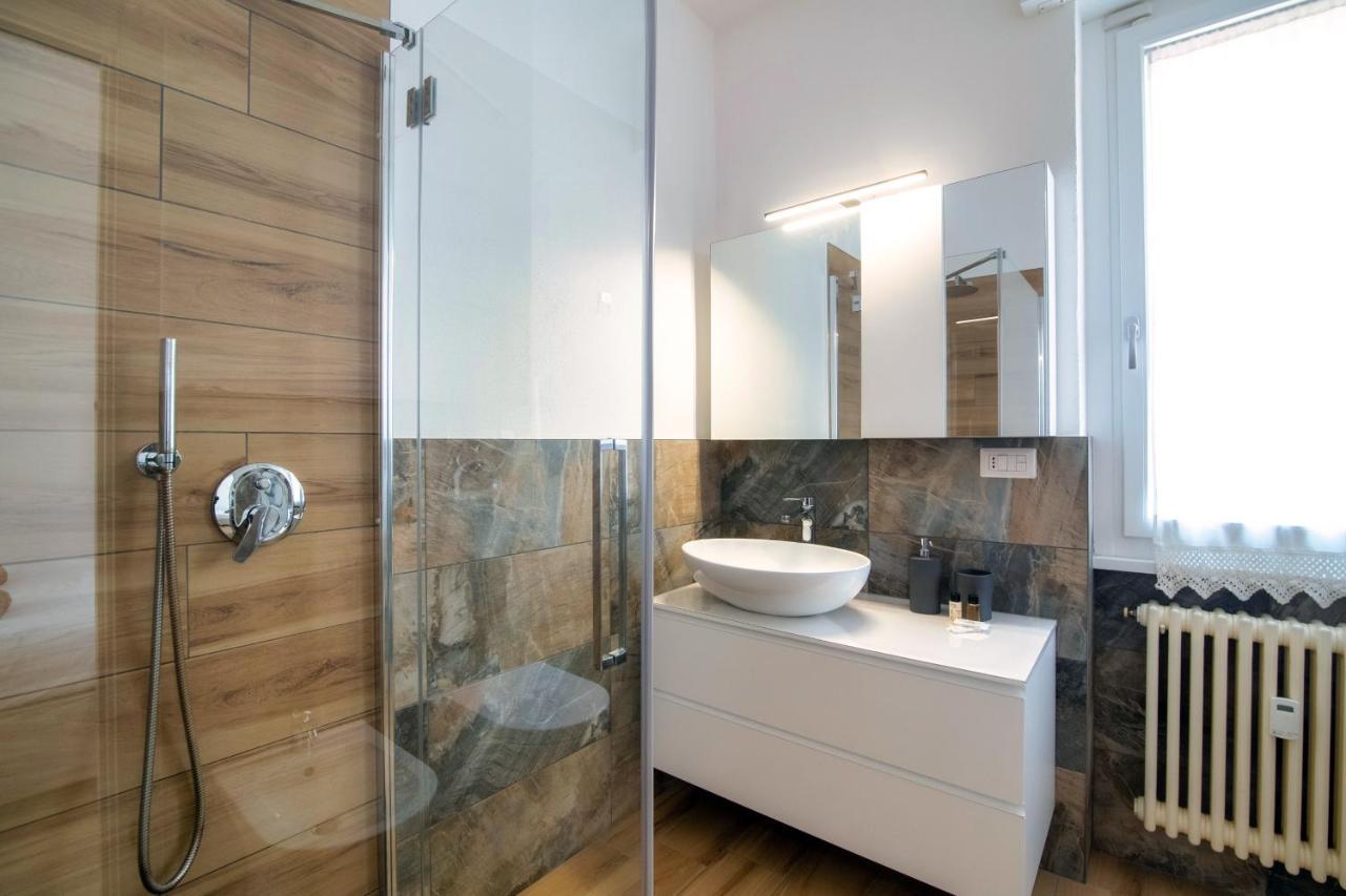 Piazza Roma - The House Of Travelers Apartment Como Luaran gambar