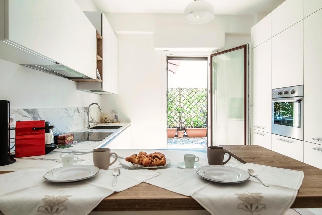 Piazza Roma - The House Of Travelers Apartment Como Luaran gambar