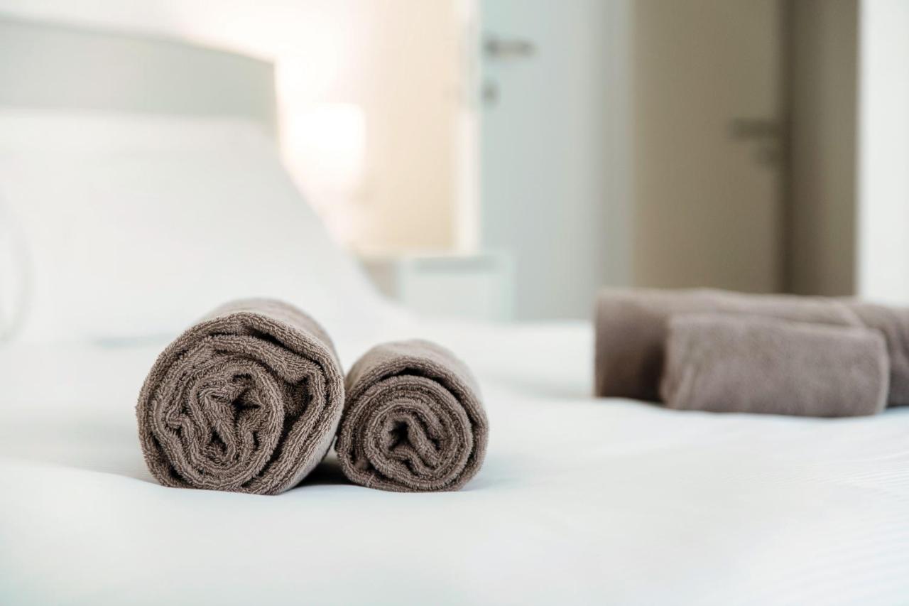 Piazza Roma - The House Of Travelers Apartment Como Luaran gambar