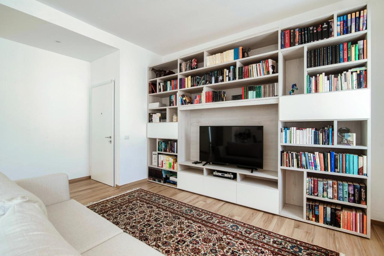 Piazza Roma - The House Of Travelers Apartment Como Luaran gambar